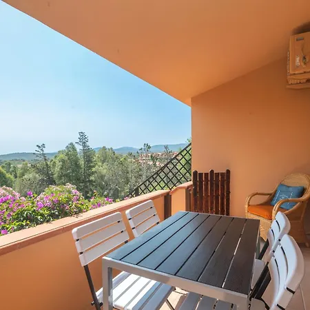 Villino Gli Oleandri Apartment Porto Istana