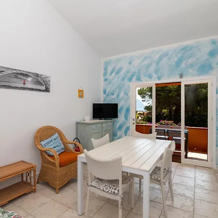 Villino Gli Oleandri Apartment Porto Istana